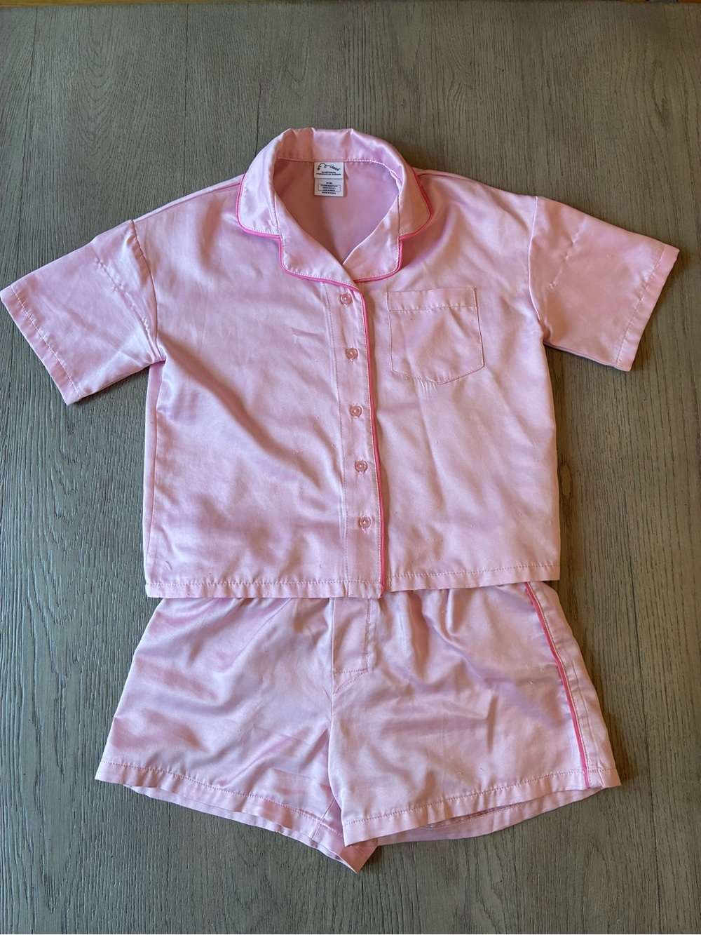 Satin Silk Like Pink Pajama Set 🎀